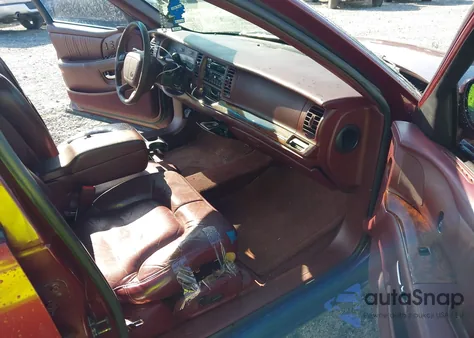 1998 Buick Park Avenue из США, поврежденный, VIN 1G4CW52K8W4602536